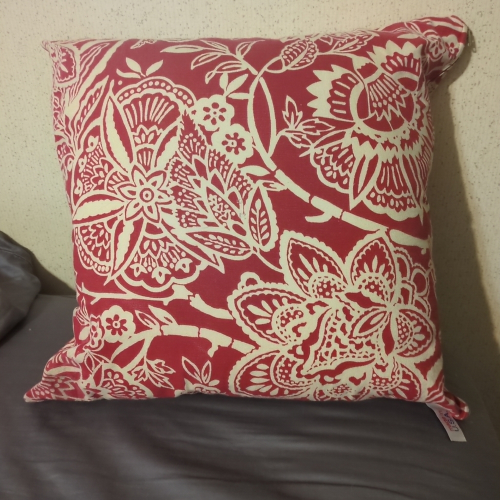 Newport down filled pillow